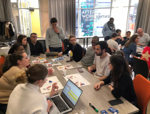 groupe-étudiants-business-game-ESAP